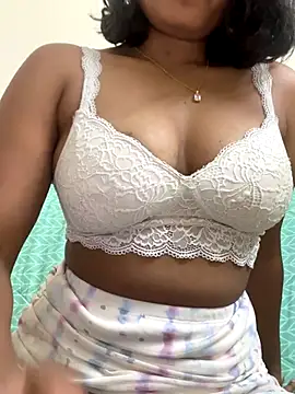 priyadevi17 online show from September 24, 2025, 8:45 pm