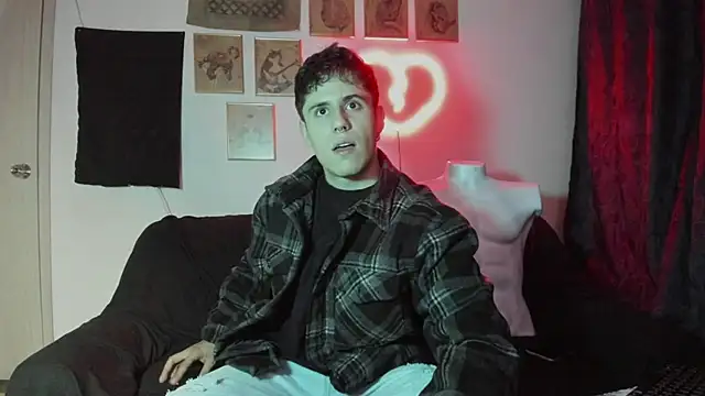 Snapshot of Antonello_Vannucci chatting on January 2, 2025, 8:02 pm Antonello Vannucci online show from January 2, 2025, 8:02 pm