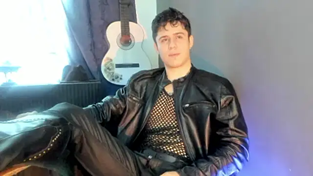 Snapshot of Antonello_Vannucci chatting on November 28, 2025, 4:09 pm Antonello Vannucci online show from November 28, 2025, 4:09 pm