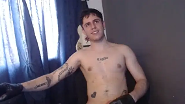 Snapshot of Antonello_Vannucci chatting on January 5, 2026, 5:49 pm Antonello Vannucci online show from January 5, 2026, 5:49 pm