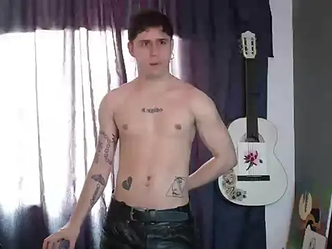 Snapshot of Antonello_Vannucci chatting on March 26, 2026, 4:12 pm Antonello Vannucci online show from March 26, 2026, 4:12 pm