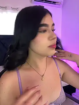 Lily Woodz online show from July 11, 2026, 7:05 pm