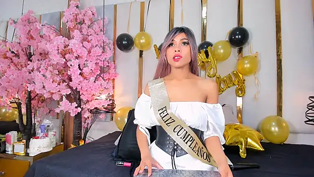 salomebenz online show from March 7, 2025, 12:58 am