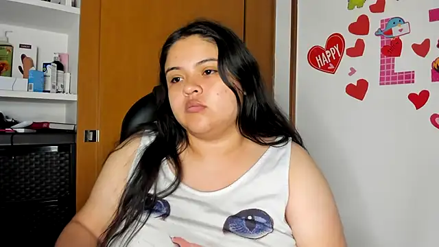 Snapshot of lizzie_c chatting on February 19, 2025, 11:25 pm lizzie c online show from February 19, 2025, 11:25 pm