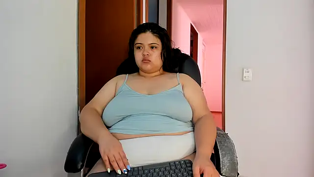 Snapshot of lizzie_c chatting on February 28, 2025, 9:44 pm lizzie c online show from February 28, 2025, 9:44 pm