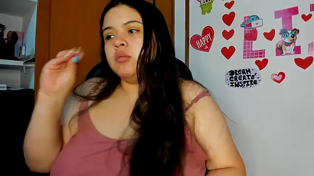 Snapshot of lizzie_c chatting on March 11, 2025, 1:05 am lizzie c online show from March 11, 2025, 1:05 am