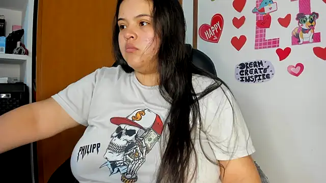 Snapshot of lizzie_c chatting on March 18, 2025, 2:15 am lizzie c online show from March 18, 2025, 2:15 am