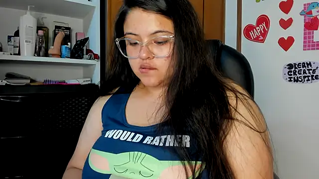 Snapshot of lizzie_c chatting on March 22, 2025, 4:24 am lizzie c online show from March 22, 2025, 4:24 am