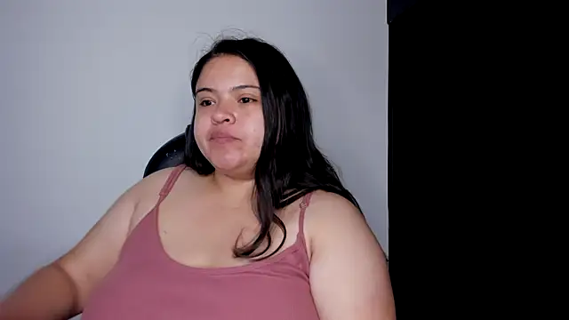 Snapshot of lizzie_c chatting on October 16, 2025, 10:44 pm lizzie c online show from October 16, 2025, 10:44 pm