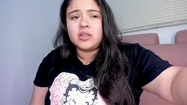 Snapshot of lizzie_c chatting on October 24, 2025, 1:46 am lizzie c online show from October 24, 2025, 1:46 am