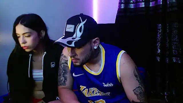 miia-liiam online show from January 9, 2026, 5:43 am