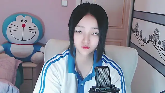 xiao-xiao-D online show from February 25, 2025, 2:54 pm