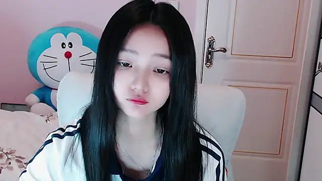 xiao-xiao-D online show from March 3, 2025, 11:55 am