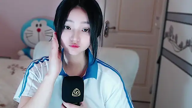 xiao-xiao-D online show from March 16, 2025, 2:11 pm