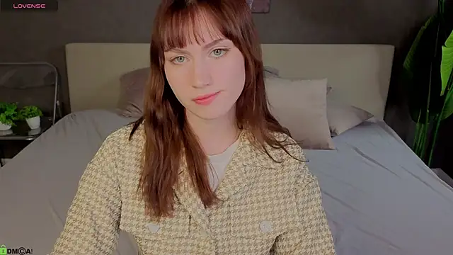 Mollly Rouge online show from November 10, 2025, 12:20 am