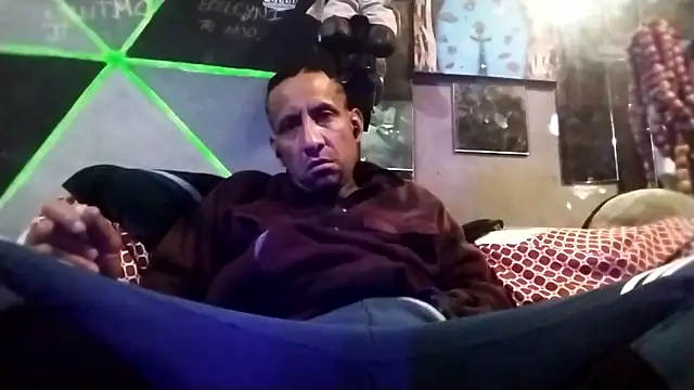 Snapshot of dulcedeseo13 chatting on March 1, 2026, 4:20 pm dulcedeseo13 online show from March 1, 2026, 4:20 pm