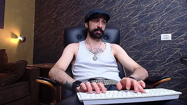 AxelColton online show from January 12, 2026, 11:26 am