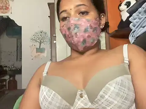 Snapshot of Tamil_Sanjana_ chatting on October 5, 2025, 6:17 pm Tamil Sanjana online show from October 5, 2025, 6:17 pm