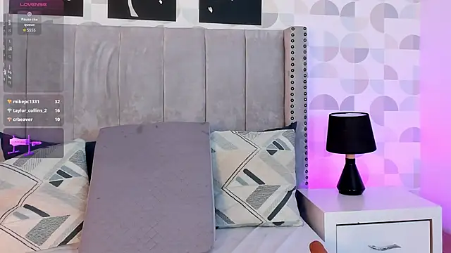 ashly  ms online show from October 25, 2025, 7:41 pm