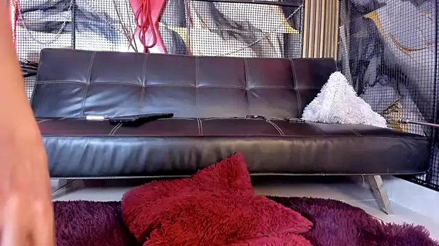 katizaldana online show from June 12, 2026, 8:24 am