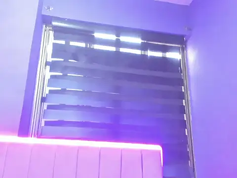 CintiaWalker online show from December 20, 2025, 12:45 pm