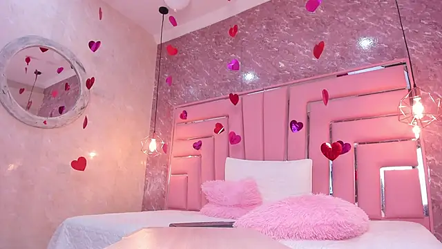 SEXY HOTTIE   online show from March 9, 2025, 6:32 pm