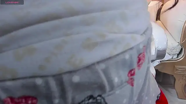 PerlaPreciosa online show from February 27, 2025, 9:54 am