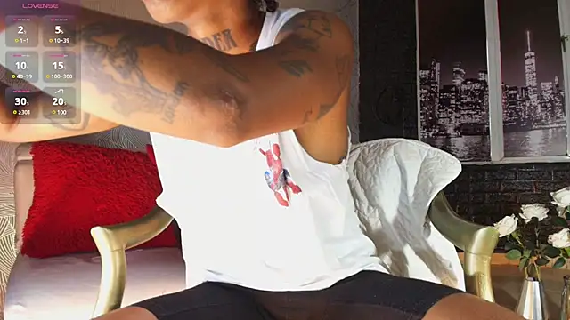 JhonyMiller  online show from February 17, 2025, 8:26 pm