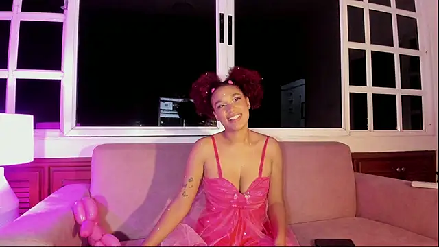 Snapshot of loladupont chatting on September 11, 2025, 3:06 am loladupont online show from September 11, 2025, 3:06 am