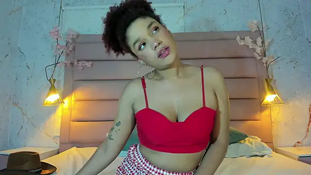 Snapshot of loladupont chatting on October 8, 2025, 3:04 am loladupont online show from October 8, 2025, 3:04 am