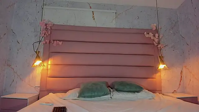 Snapshot of loladupont chatting on October 10, 2025, 3:05 am loladupont online show from October 10, 2025, 3:05 am