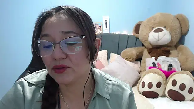 AngelRouss online show from September 26, 2025, 2:48 am