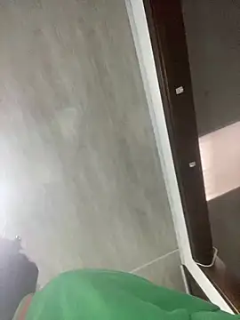 michell boobs  online show from January 29, 2025, 12:24 pm