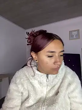 michell boobs  online show from March 18, 2025, 12:47 pm