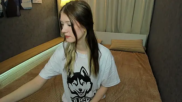 Lina Vi online show from January 15, 2025, 9:20 pm