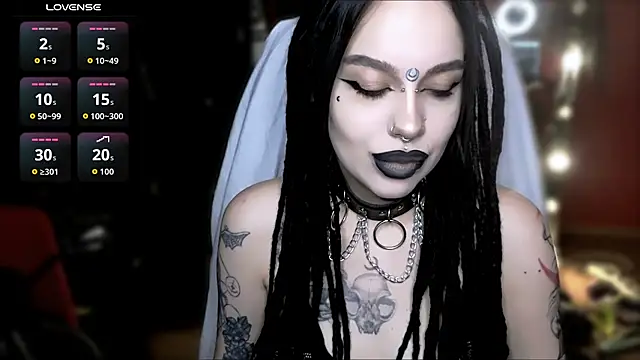 alexx succubus online show from April 8, 2026, 11:27 pm