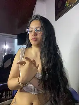 Rosita forever  online show from November 30, 2025, 3:05 pm