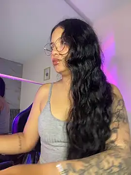 Rosita forever  online show from April 18, 2026, 1:26 pm