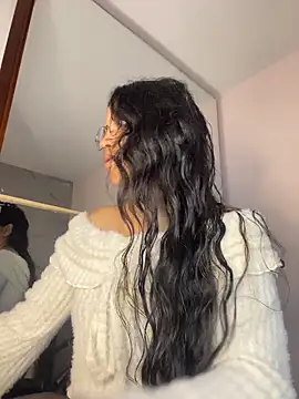 Rosita forever  online show from April 21, 2026, 6:23 pm