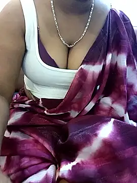 Tamilbigboobie online show from September 8, 2025, 6:40 pm