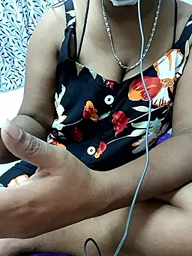 Tamilbigboobie online show from September 9, 2025, 6:40 pm