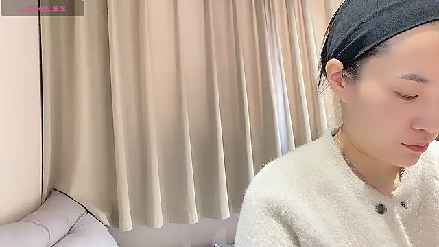 Snapshot of Sweet-521 chatting on March 6, 2025, 6:41 am Sweet-521 online show from March 6, 2025, 6:41 am