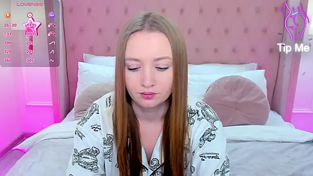 ChloeSug online show from November 9, 2025, 8:18 pm