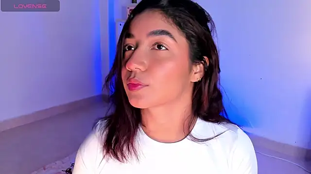 martina roldam online show from February 1, 2025, 10:05 am