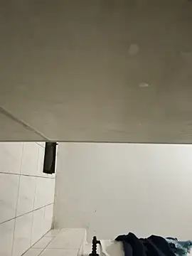 GildanK18 online show from October 25, 2025, 2:56 pm