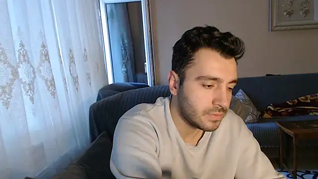 handsomeee04 online show from November 20, 2025, 2:39 pm