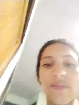 Snapshot of charlotes28 chatting on January 10, 2025, 12:59 am charlotes28 online show from January 10, 2025, 12:59 am