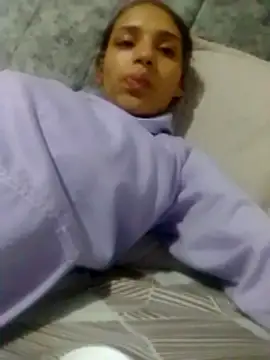 Snapshot of charlotes28 chatting on March 21, 2026, 8:01 pm charlotes28 online show from March 21, 2026, 8:01 pm