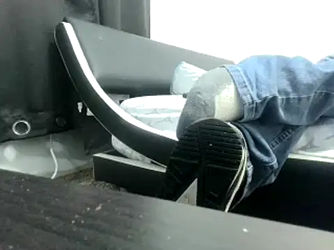 Snapshot of party51502 chatting on February 3, 2025, 7:51 am party51502 online show from February 3, 2025, 7:51 am