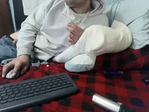 Snapshot of party51502 chatting on February 1, 2026, 7:56 pm party51502 online show from February 1, 2026, 7:56 pm